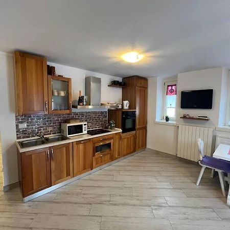 Ferienwohnung Trilocale Con Vista Piste Da Sci Villa d'Allegno Exterior foto